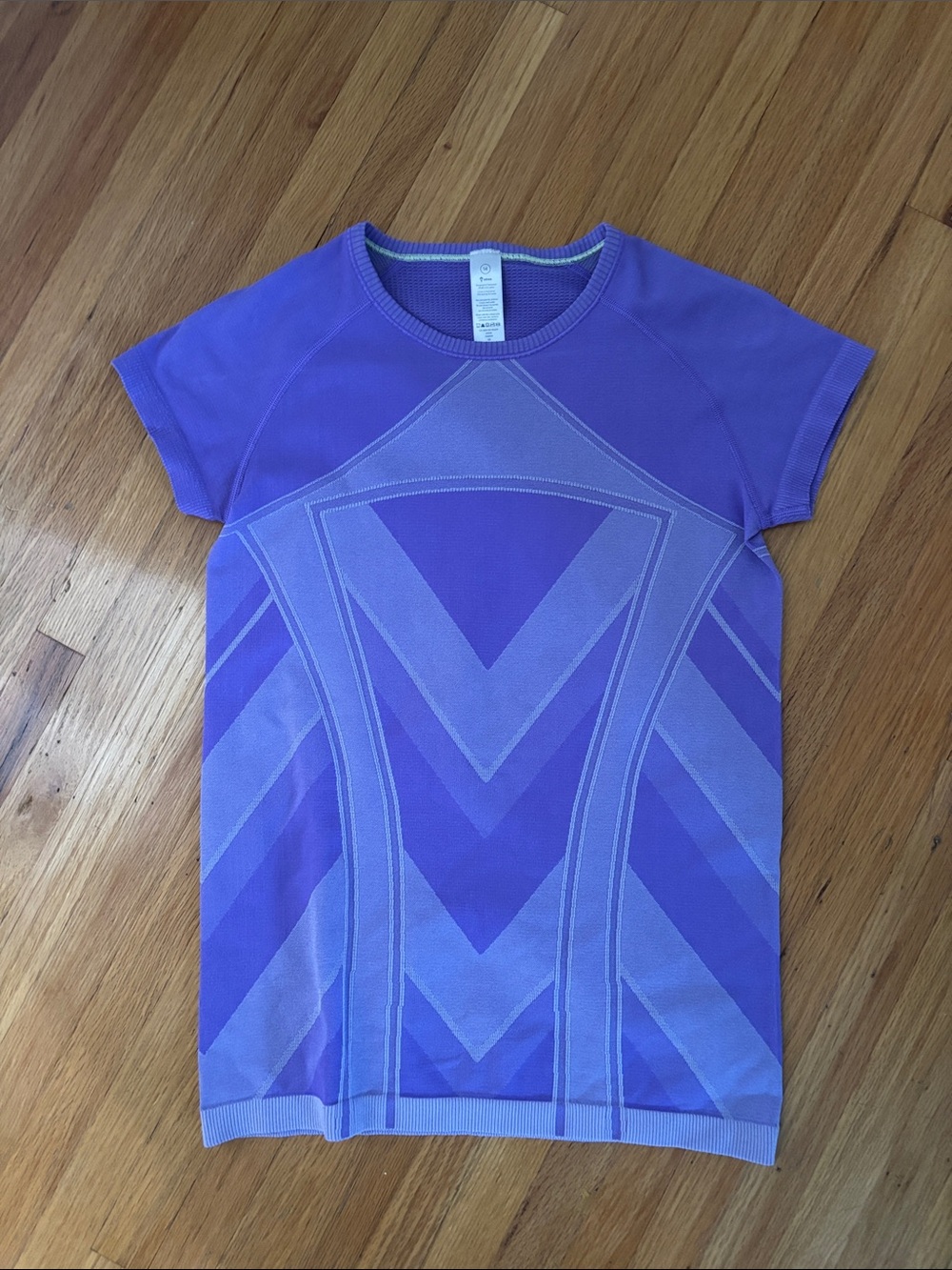 Ivivva Purple Chevron Short Sleeve Top